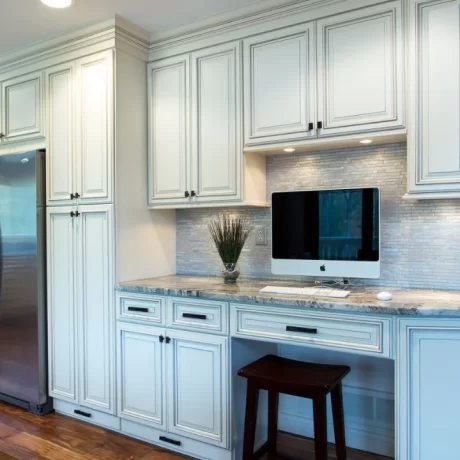 Forevermark Signature Pearl Kitchen Cabinets: Timeless Shaker Design with Contemporary Elegance
