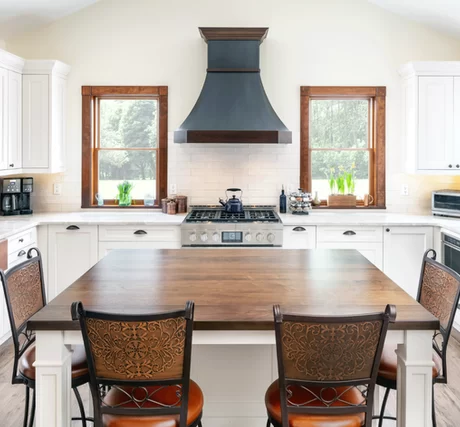 St. Martin Greenfield Simply White Kitchen Cabinets: Rustic Farmhouse Charm with Contemporary Flair